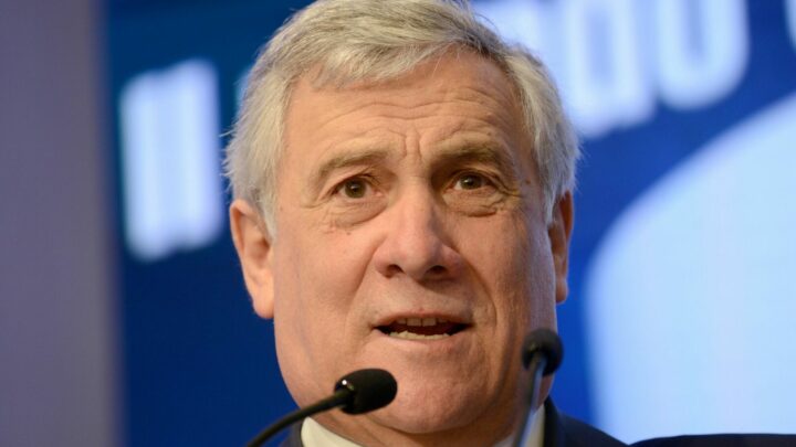 Tajani “Lo Stato paghi la differenza delle bollette di quest’anno”