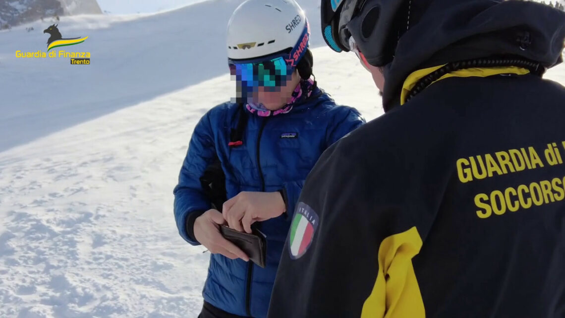 Scoperta in Trentino una scuola di sci sconosciuta al fisco