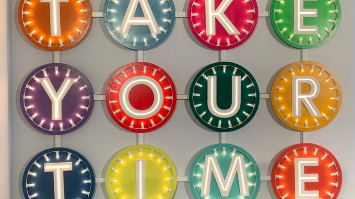 “Take Your Time”, l’arte contemporanea racconta i 4 poli del Gruppo FS
