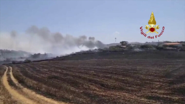 Incendi in Sardegna, in corso dieci interventi sull’Isola