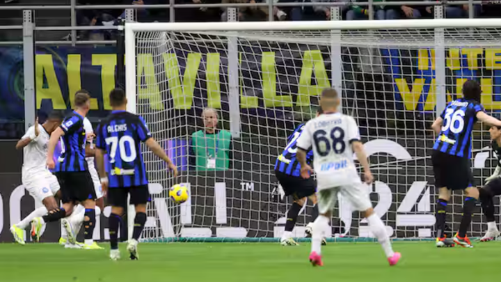 Serie A, il Napoli pareggia a San Siro e frena l’Inter