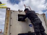 Sequestrati oltre 780 chili di cocaina nel porto di Gioia Tauro