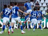 Como-Lazio 2-0 con Douvikas e Paz, “prima” con spiegazione arbitro