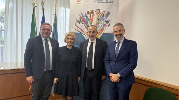 Lazio, Difensore Civico tra i banchi di scuola per educare a cittadinanza attiva