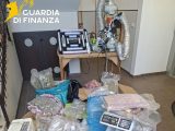 Trovati con 100 kg di droga tra hashish e marijuana, tre arresti nel catanese