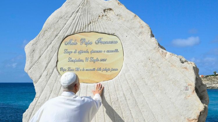 Il Papa a Lampedusa e le responsabilità dell’Occidente