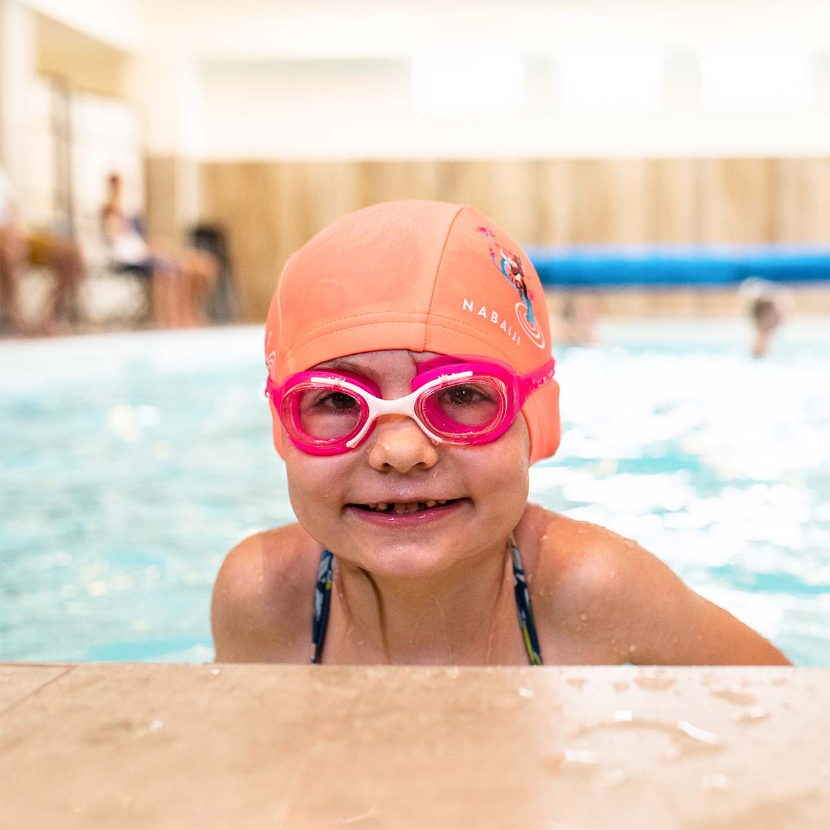 Apprentissage de la natation pour les enfants chez IZAZEN