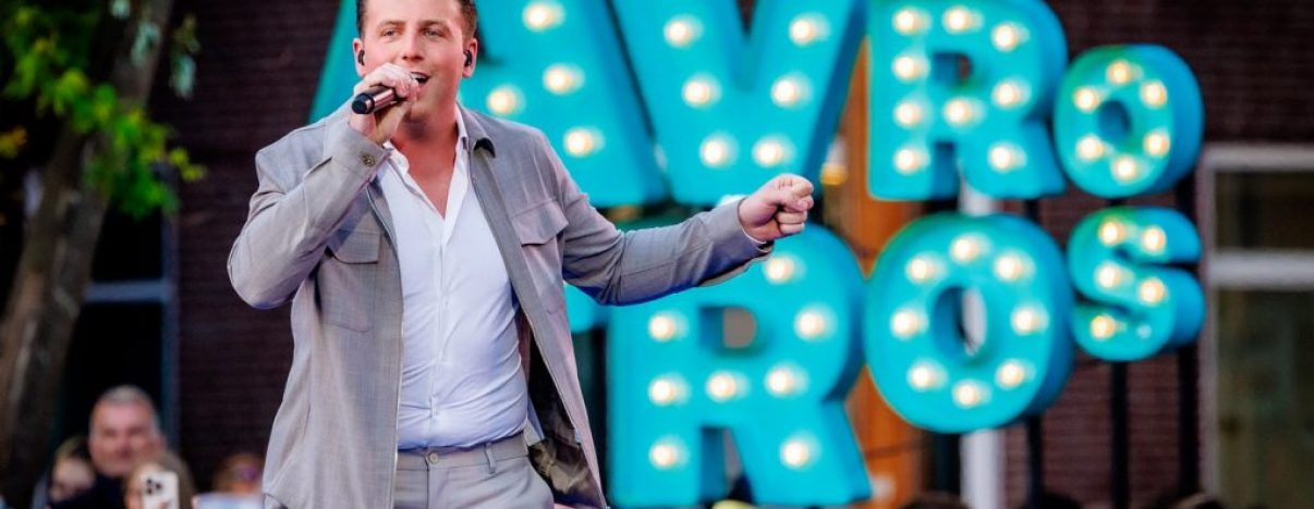 Joey-Nicolay-Boeken-Bij-J-Music-Events-Enetertainment RENE SCHUURMANS BOEKEN