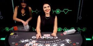 How Online Live Casino Games Can Pay Betting Lovers