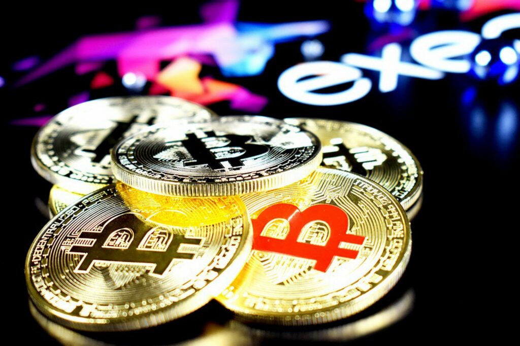 Bitcoin Casino Prizes vs. NFTs vs eSports