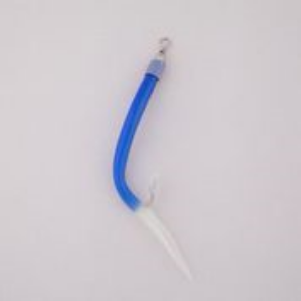 Gummimakk 6/0 blå med selvlysende hale