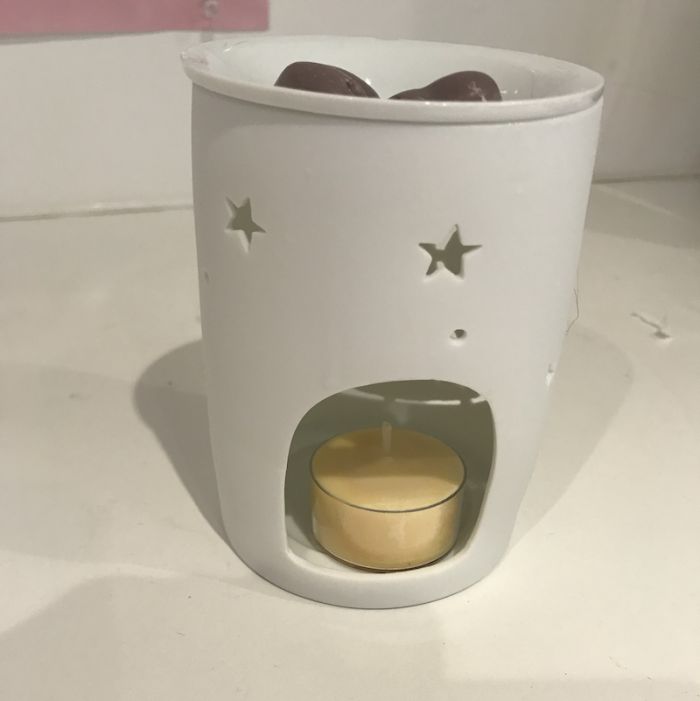 Angel Cutout wax melter oil burner