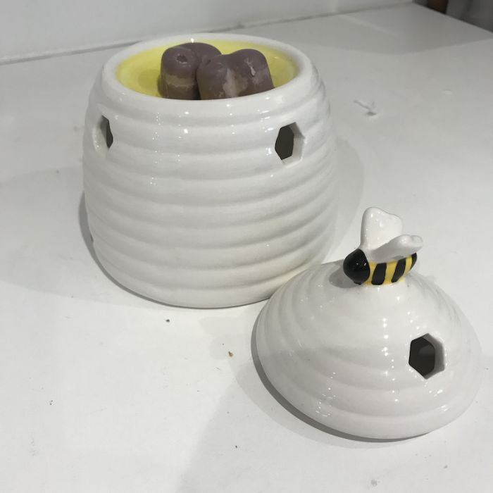 Bumble Bee wax melter oil burner