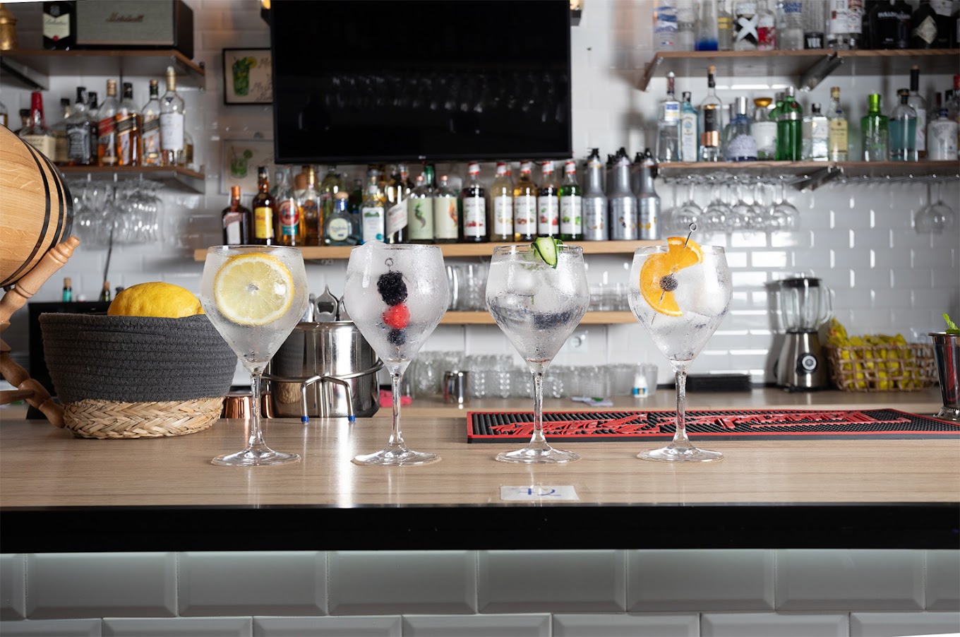 Javea Nightlife Top bars, chiringuitos and