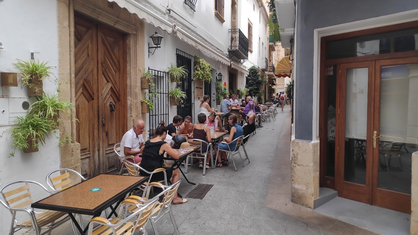 Javea Nightlife Top bars, chiringuitos and