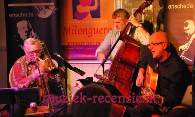 Drie jazzkopstukken op één podium