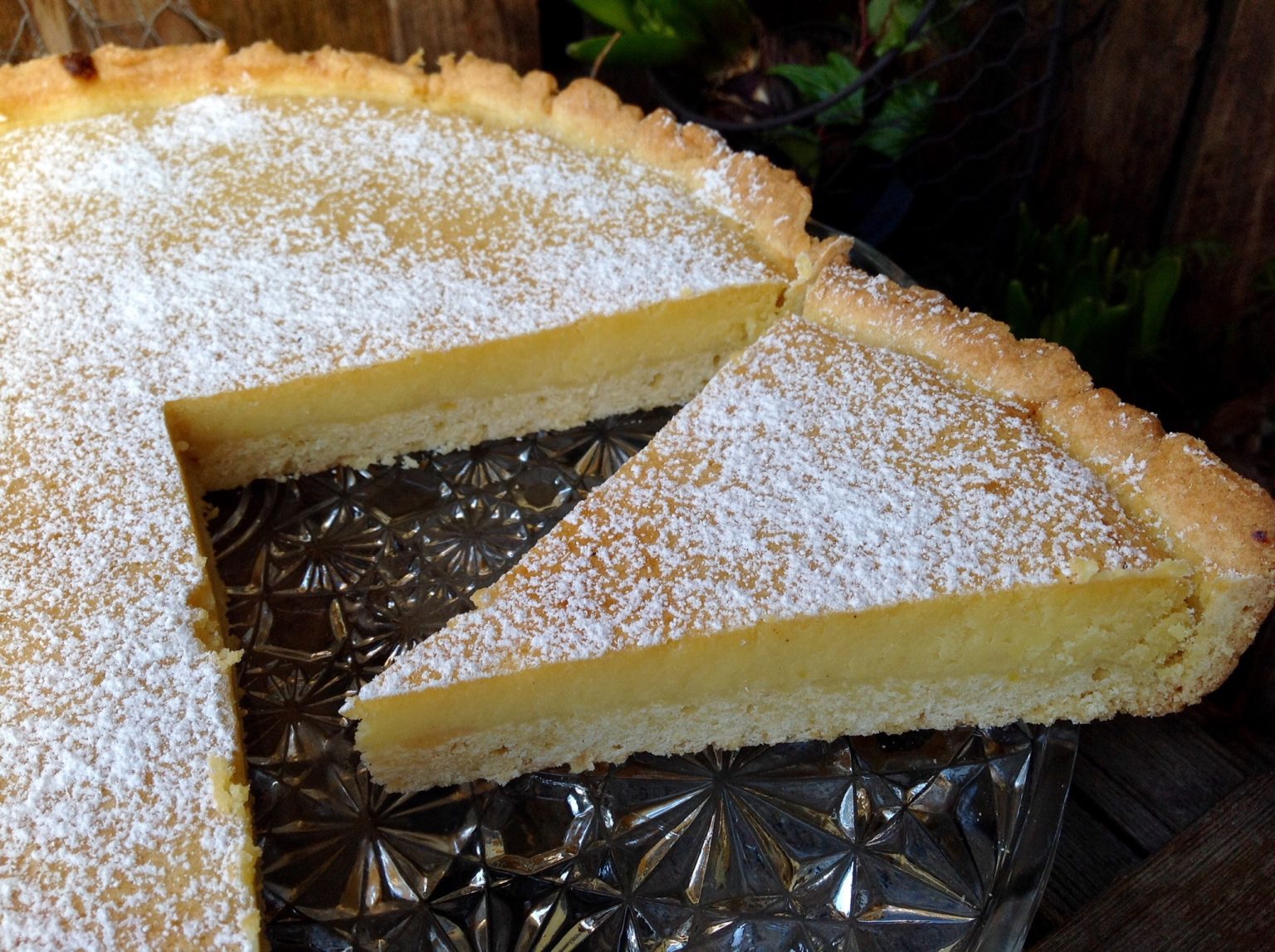 Apfelkuchen mit Eierlikör und Haselnüssen – jernrive