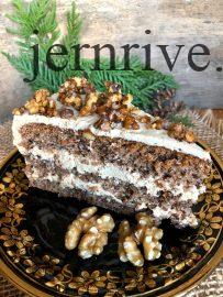 Walnuss-Torte mit Karamellcreme