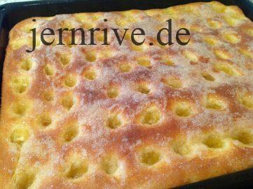 Klassischer Butterkuchen vom Blech