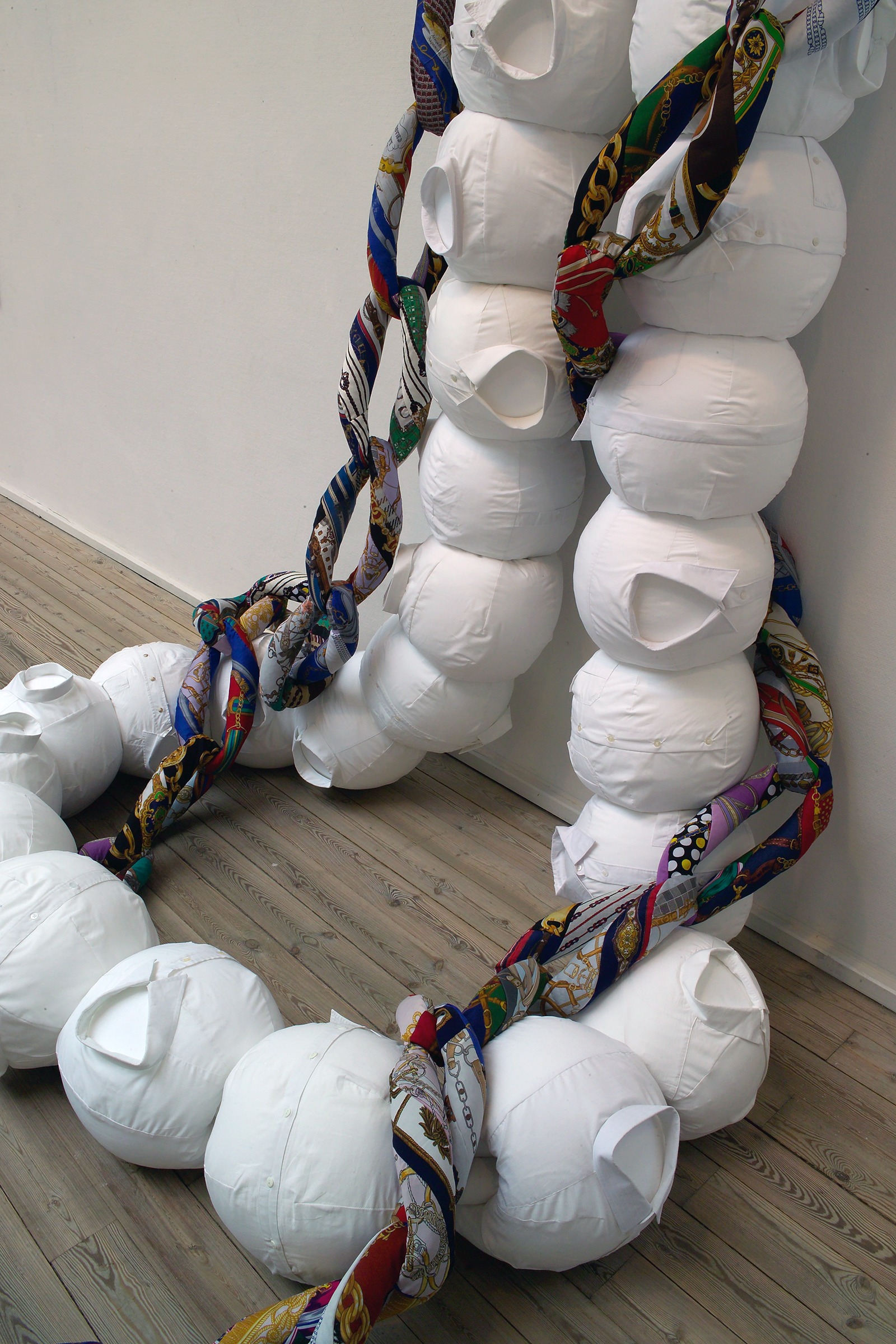 String and Chain, 2005