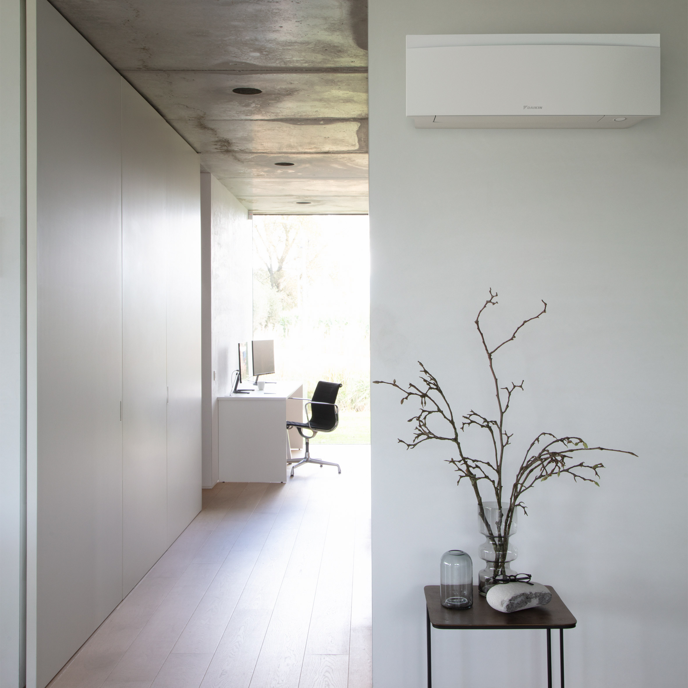 daikin-emura-indoor-climate-control-promo-sq_dezeen_2364_col_6