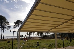 pergola toile bordeaux