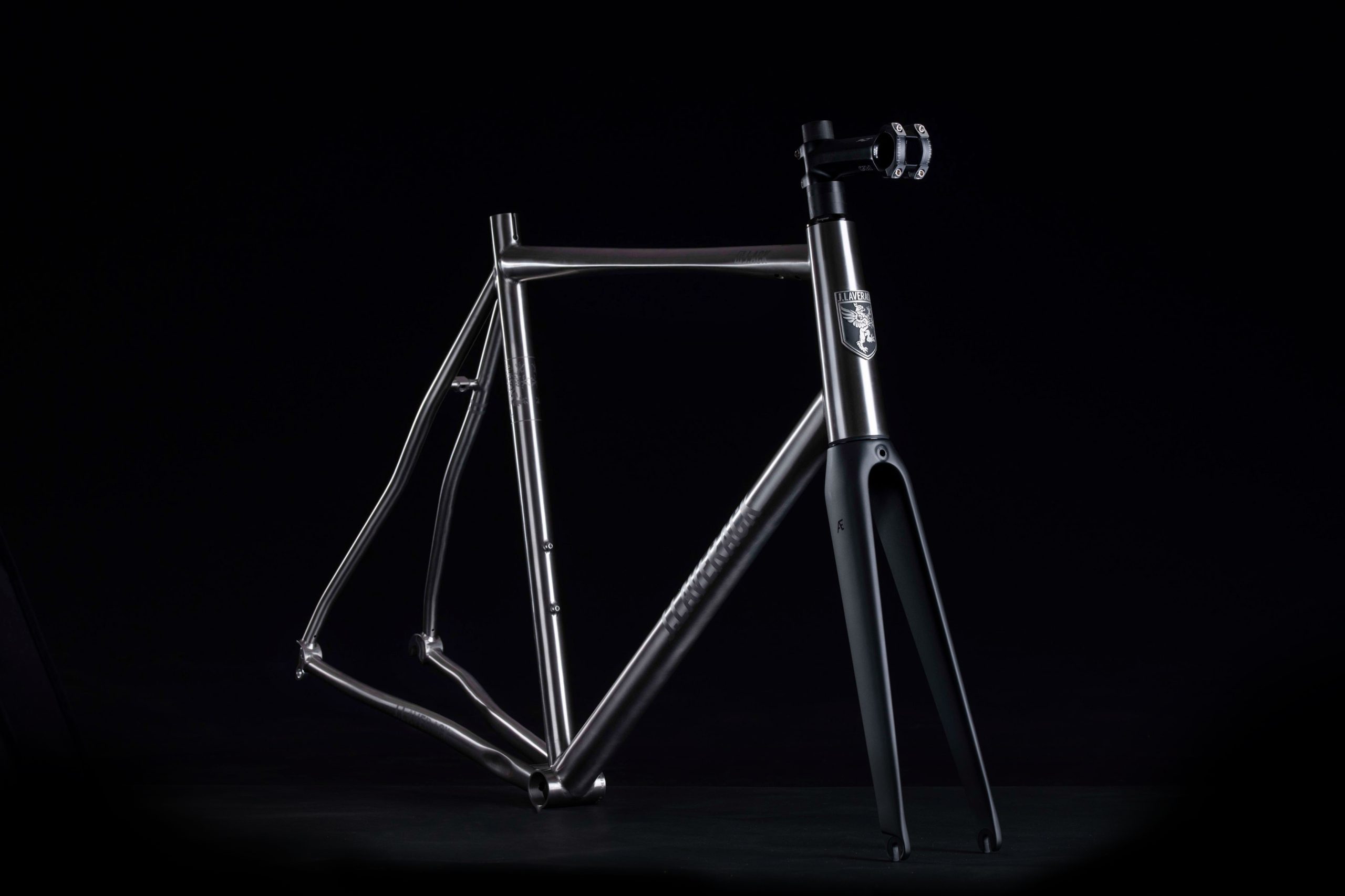 R J.ACK RIM BRAKE WITH Di2 CABLE ROUTING SIZE 58 J.Laverack Bicycles