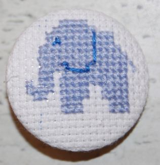 Broderede knapper med korssting, Mønster og vejledning, Håndværk og design,