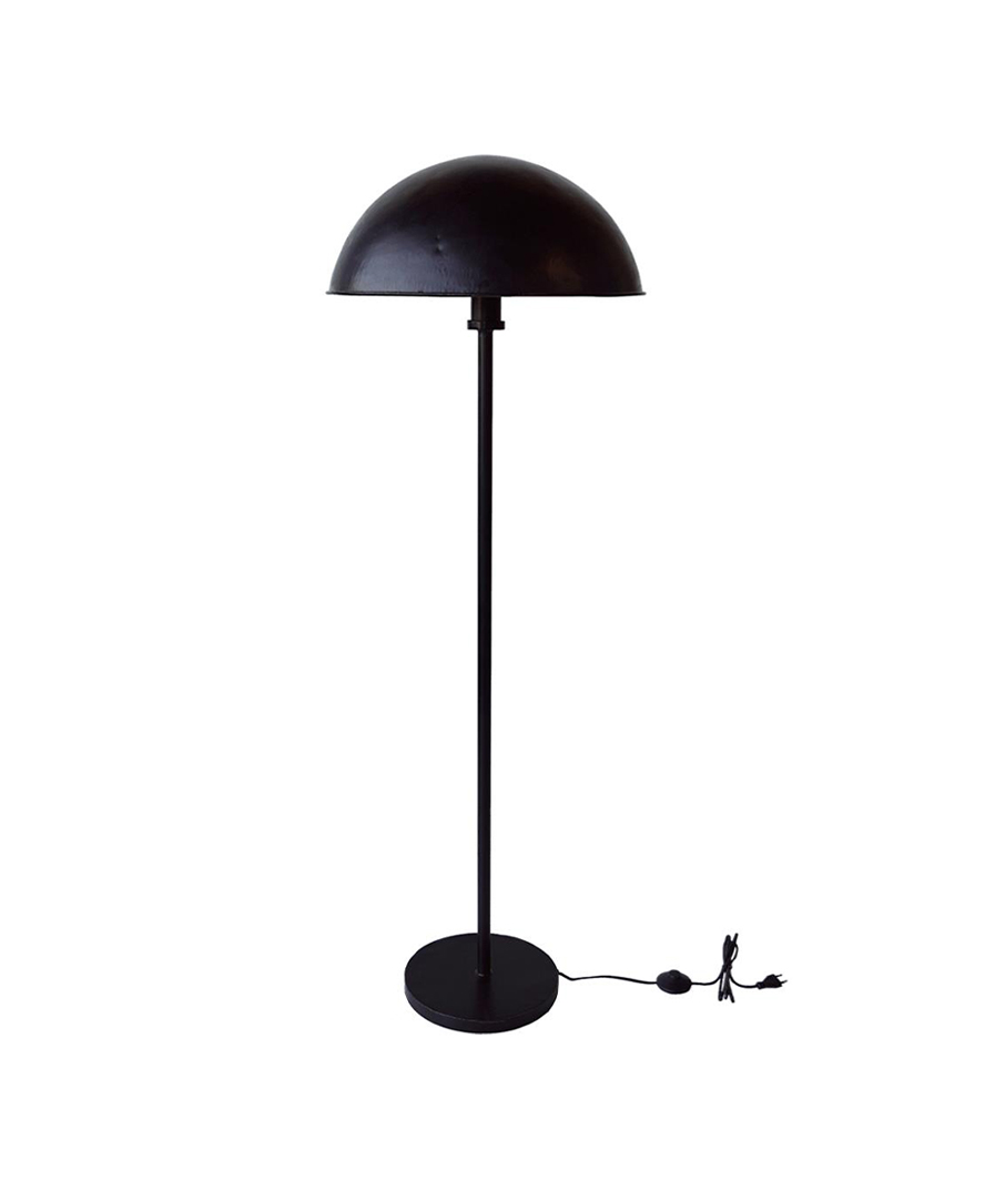 Golvlampa i en tuff och enkel design ⋆ JohanssonsHome