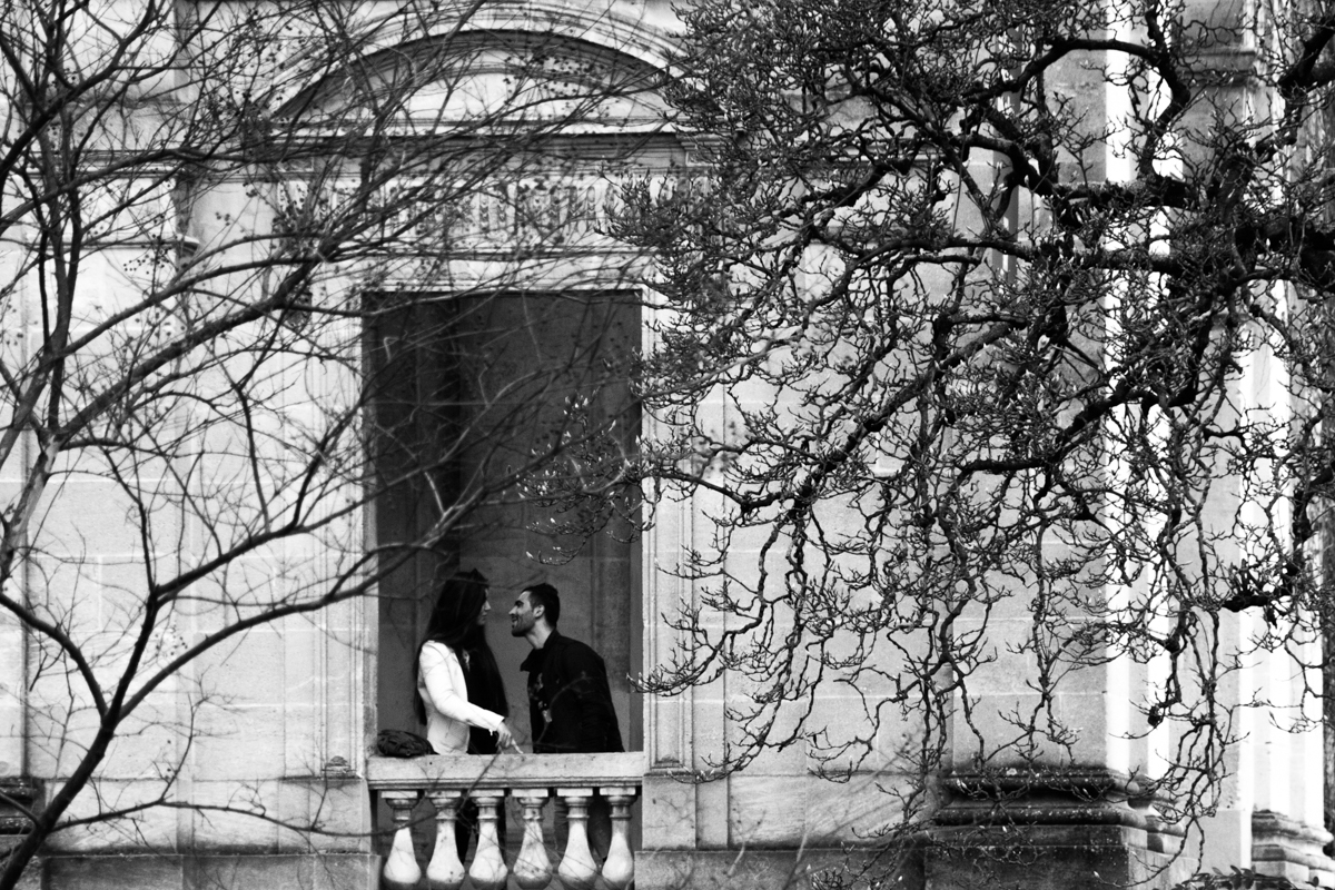 Black and White | Street Photography | Bordeaux | There is one condition!