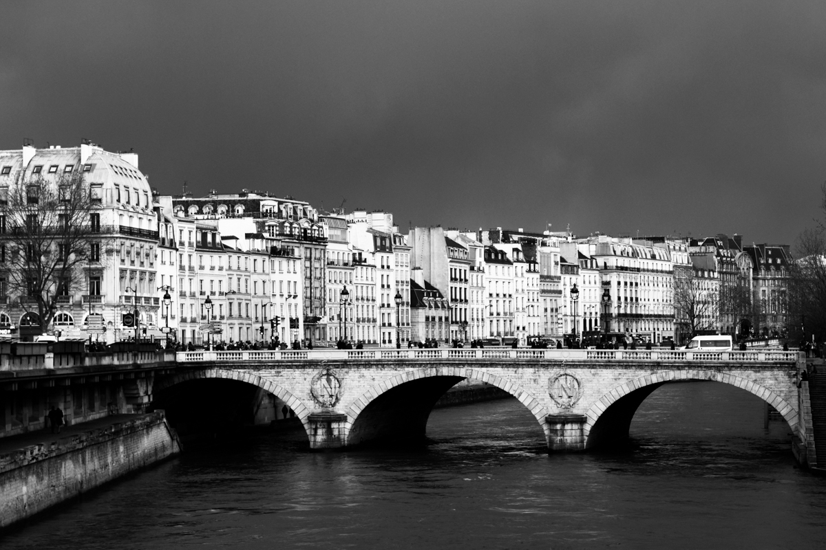 Black and White | Cityscape Photography | Paris | Just before the storm