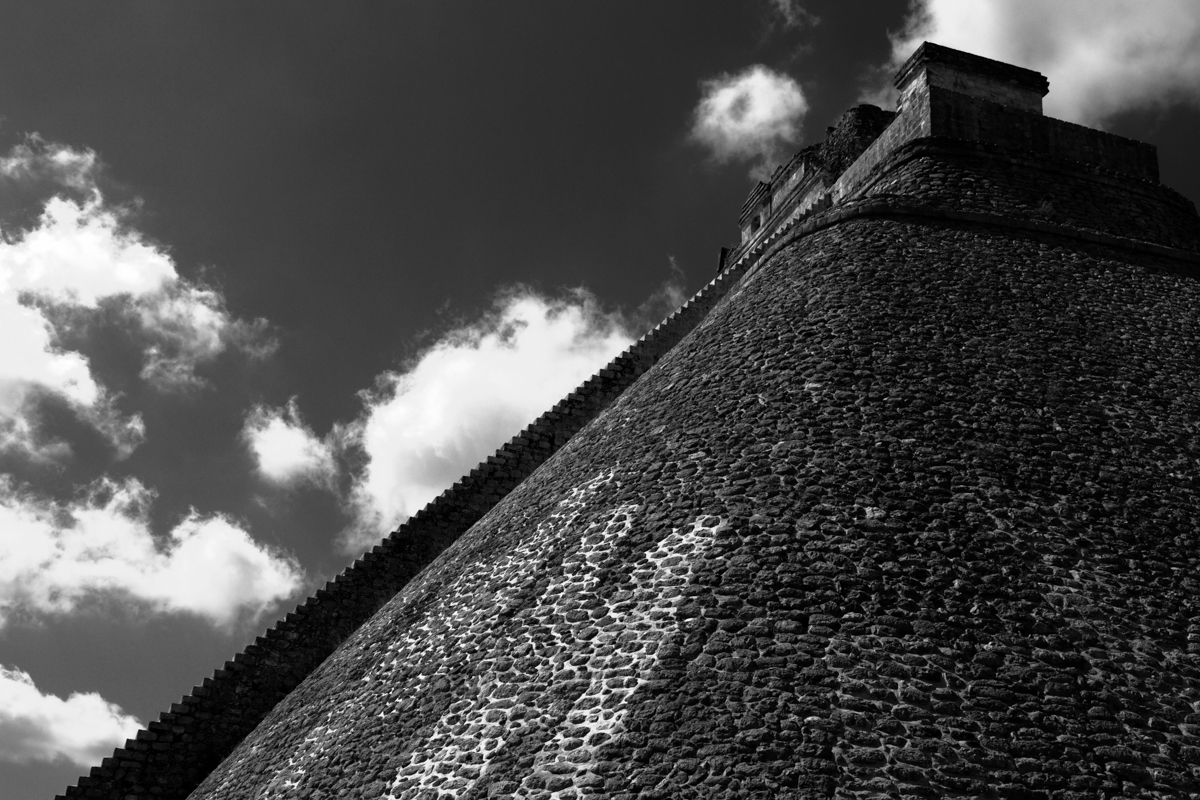 Black and White | Architecture Photography | Mexico | Pyramid of the magician