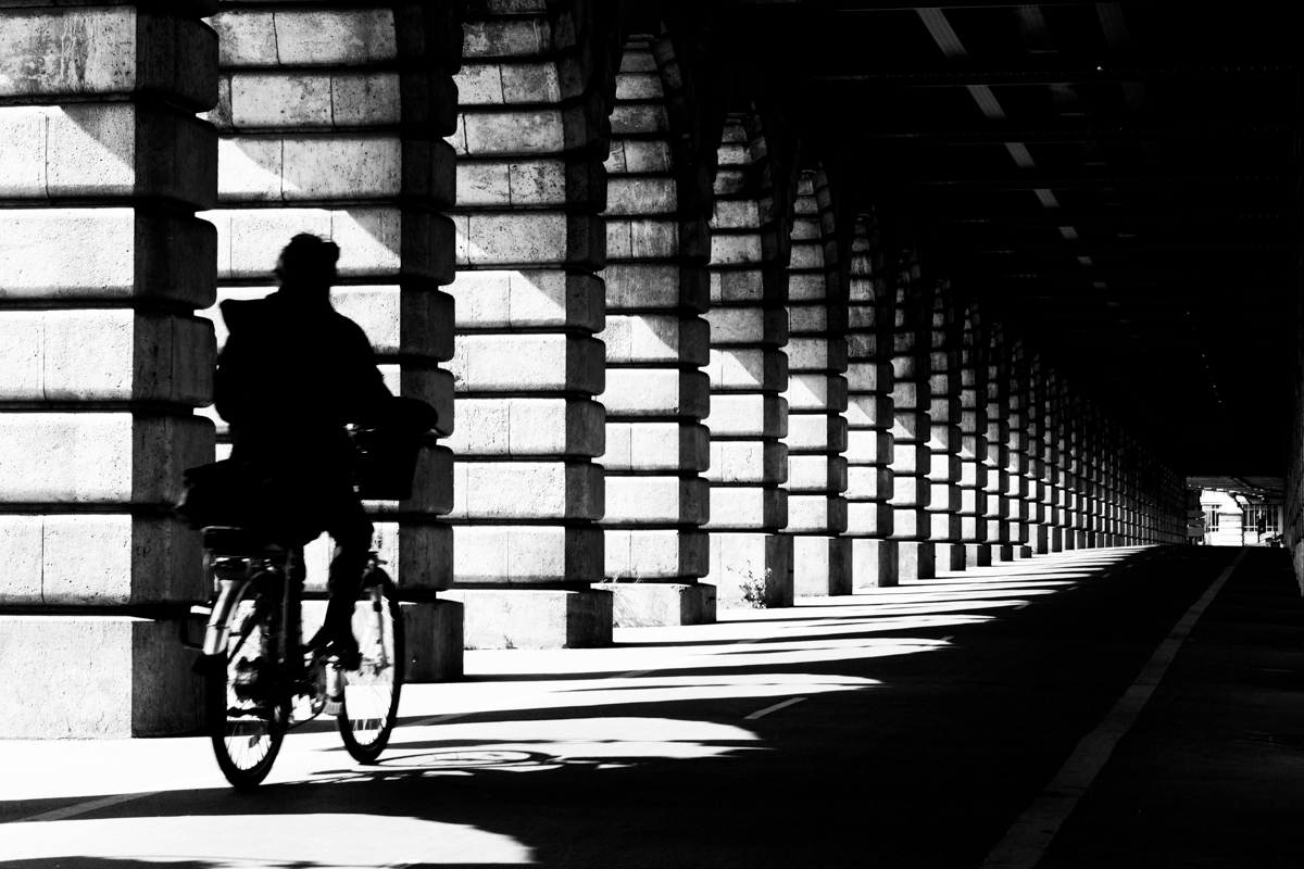 Black and White | Street Photography | Paris | Beware of the dark side