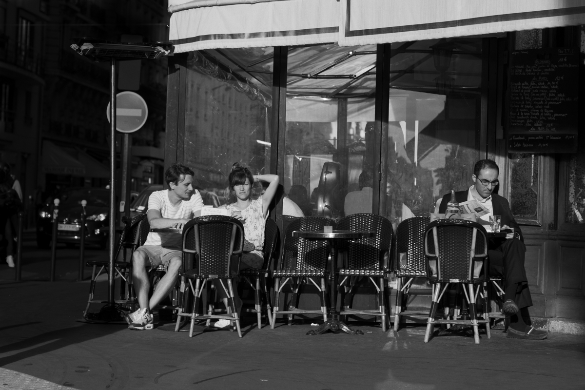 Black and White | Street Photography | Paris | The café terrace