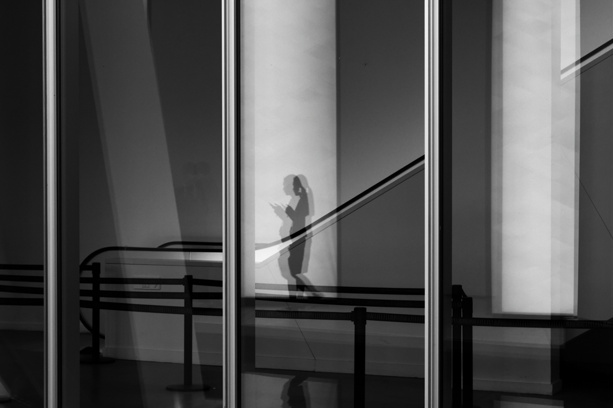 Black and White | Street Photography | Paris | Feminity