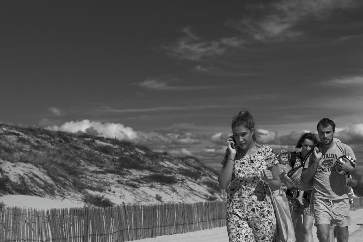 Black and White | Street Photography | Bordeaux | Toward the beach