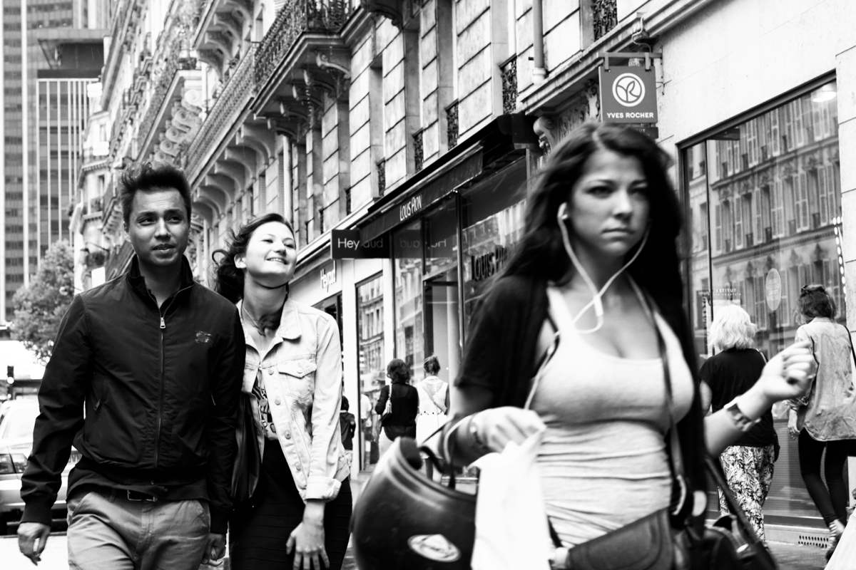 Black and White | Street Photography | Paris | Grass is greener