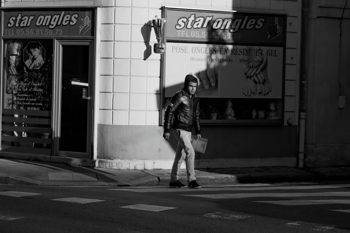 Black and White | Street Photography | Bordeaux | Nailed