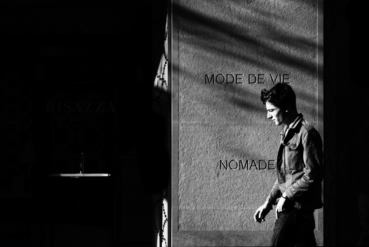 Black and White | Street Photography | Paris | Nomade