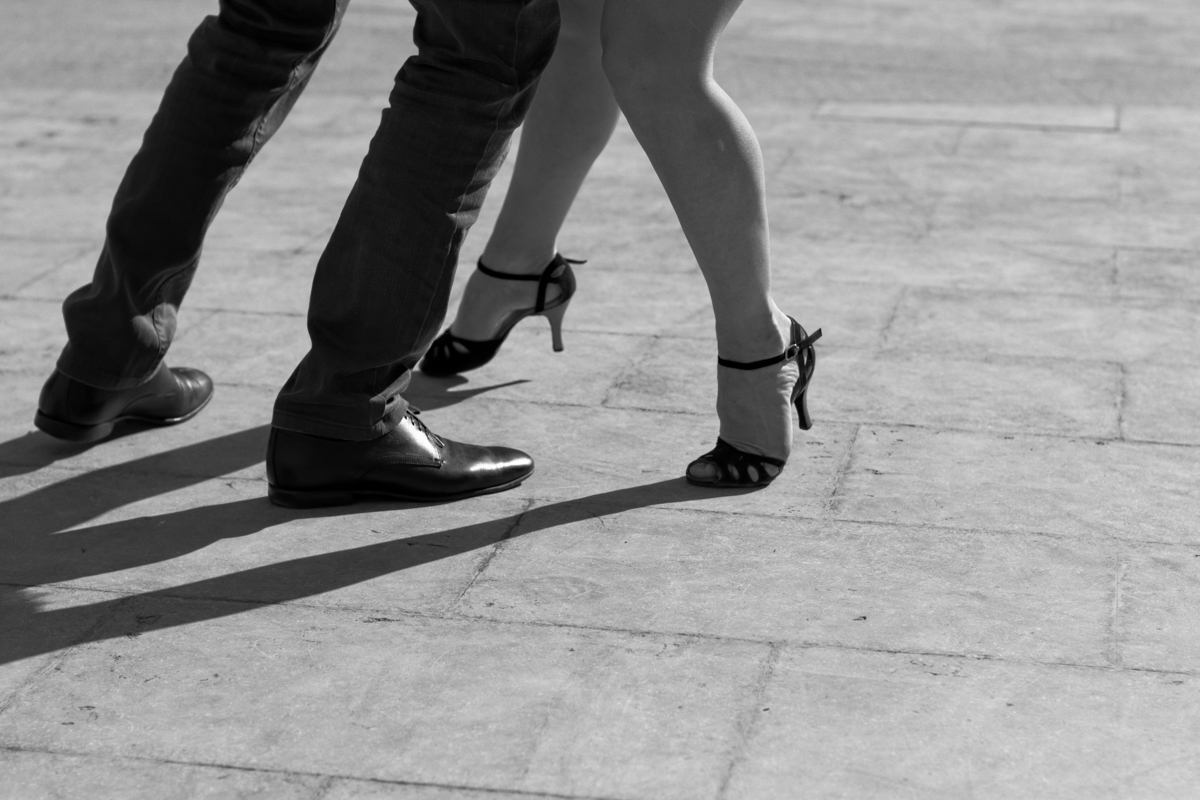 Black and White | Street Photography | Paris | Tango