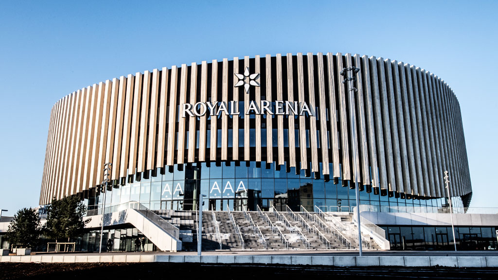 Royal Arena i København er til salg