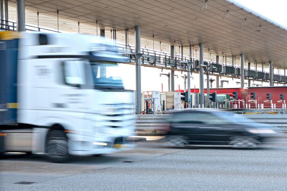 Trafikken over broerne på vej tilbage