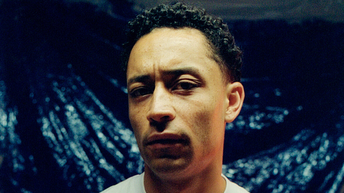 Den engelske rapper Loyle Carner kommer til Store VEGA lørdag 21. januar