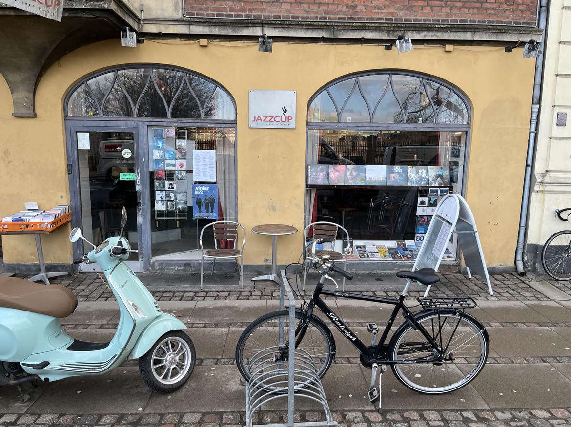 Masser af Jazz, men også kaffe og vinyl midt i København