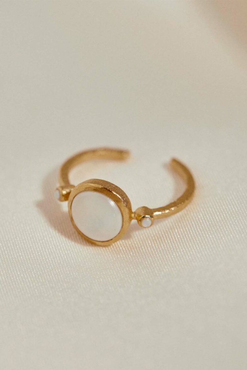 Calypso Ring – web Calypso Ring by Agape at Julia Rouge