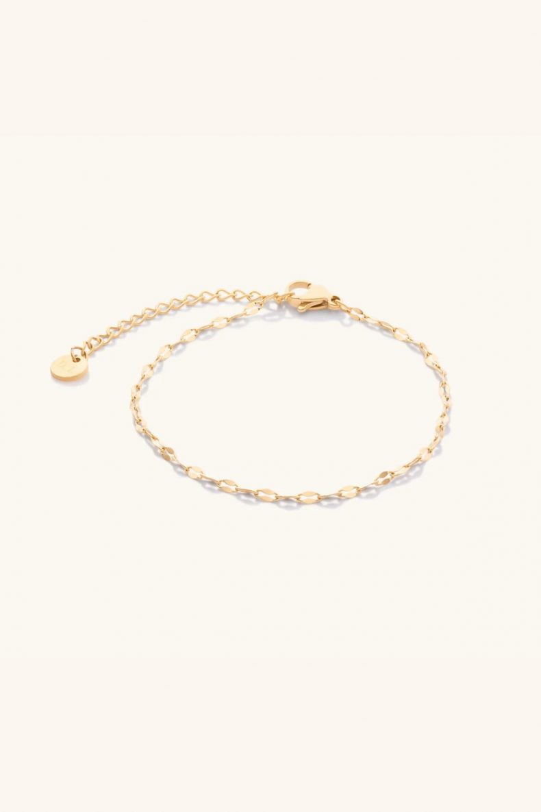 d louise dainty gold necklace