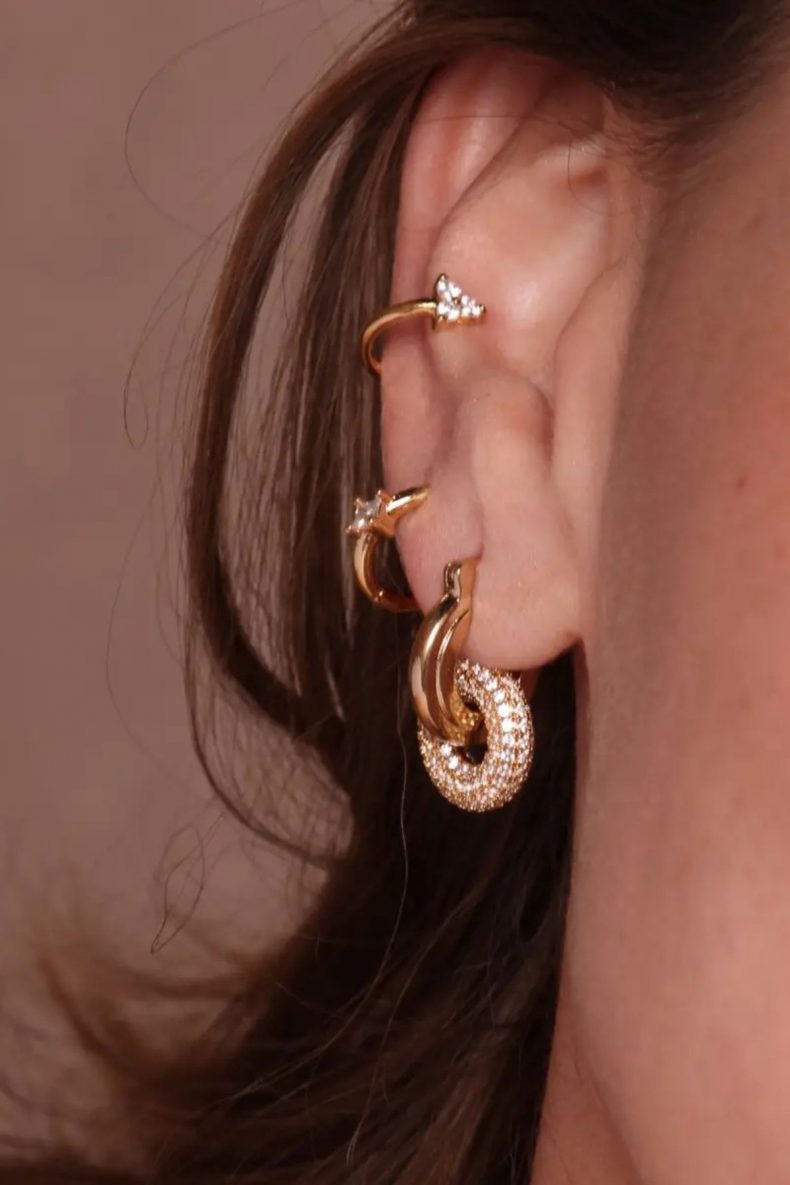 waekura luna earrings