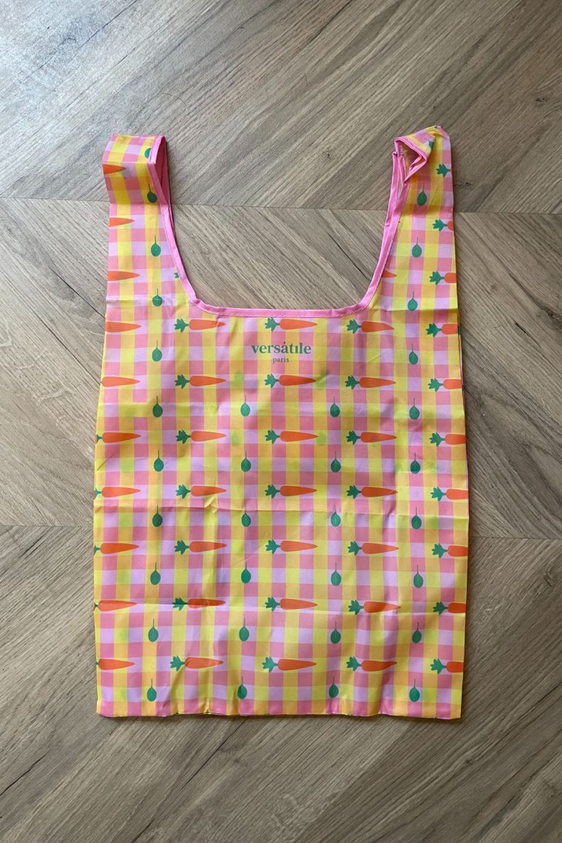 versatile paris shopping bag