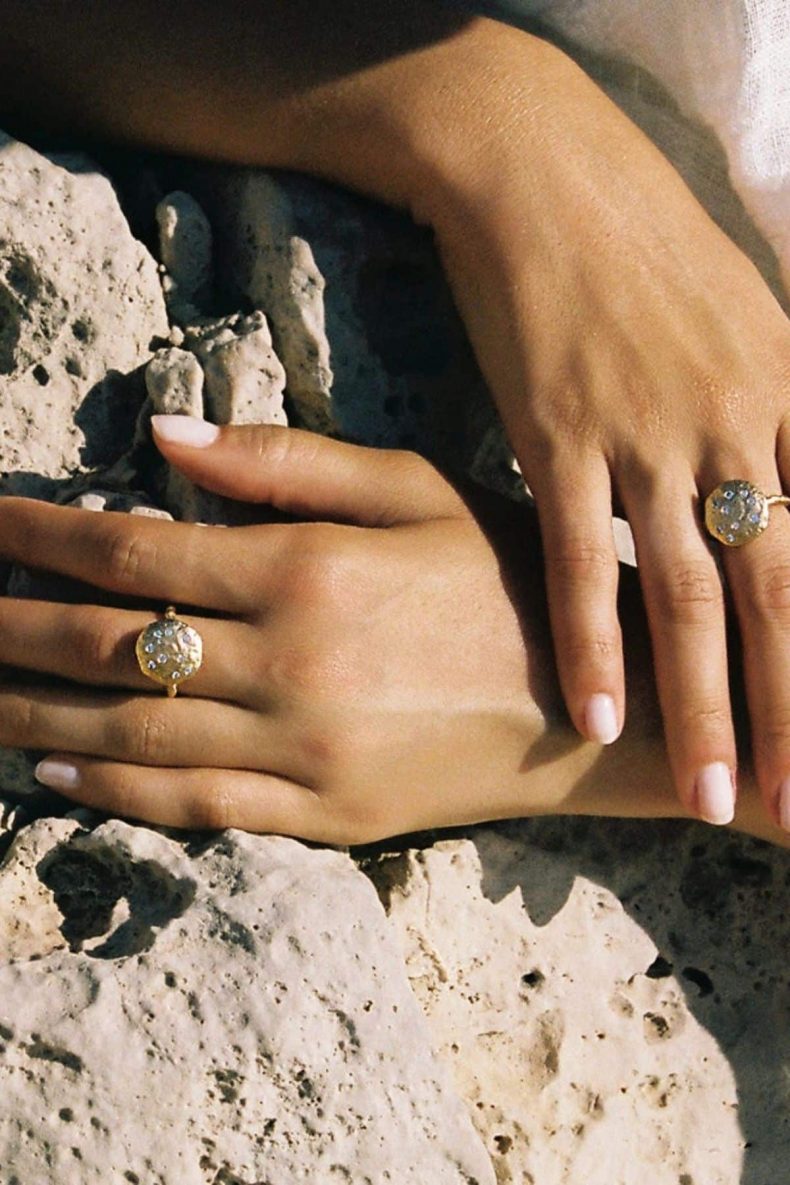 Agapée Lattea Ring