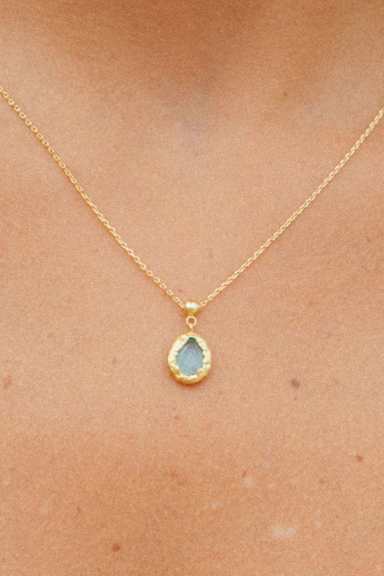 lysia necklace